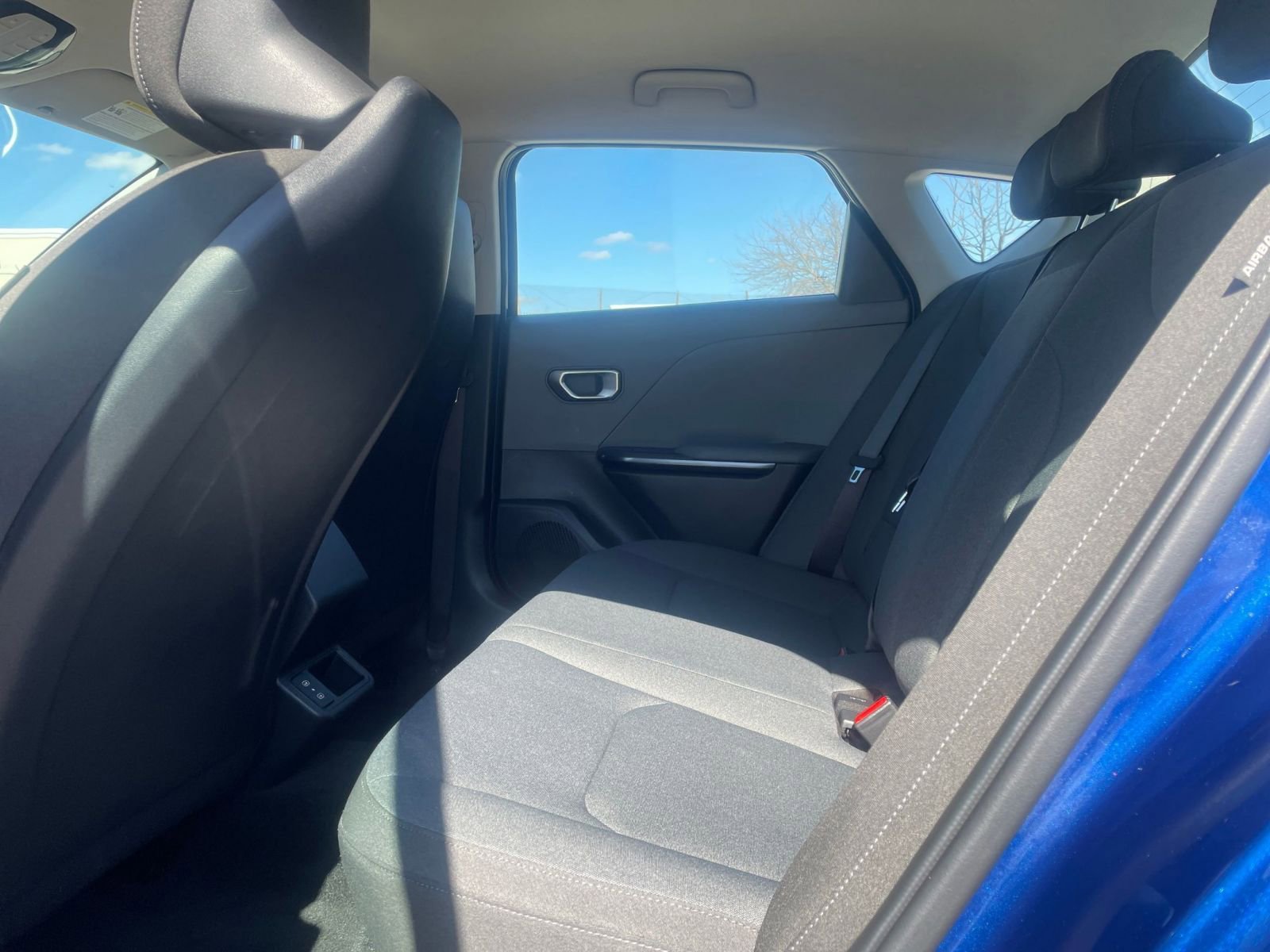 Used 2025 Kia K4 LXS image 21