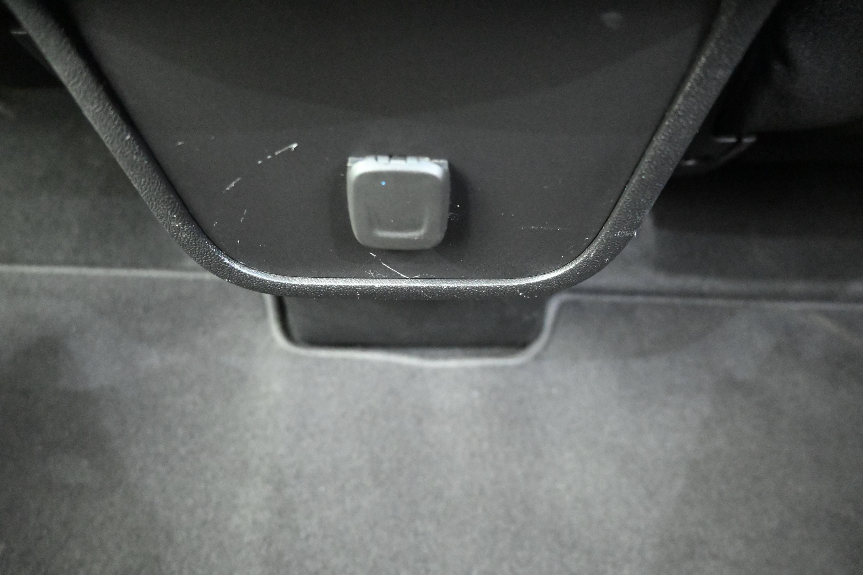 Used 2018 Chevrolet Equinox LS FWD image 23