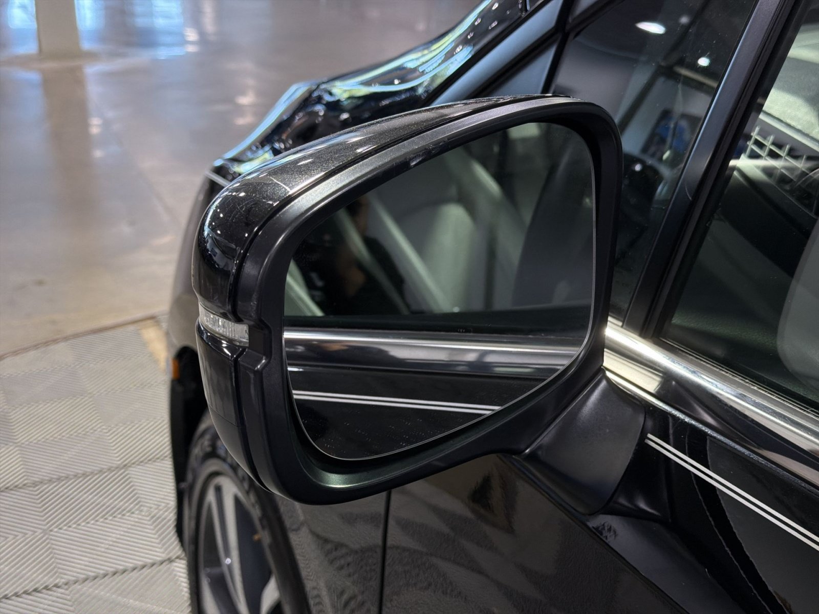 Used 2023 Honda Odyssey Touring image 14