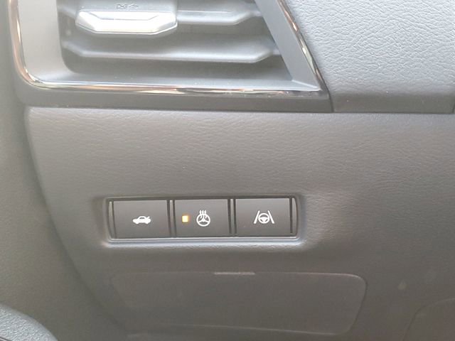 New 2026 Nissan Sentra SR w/ SR Premium Package image 21