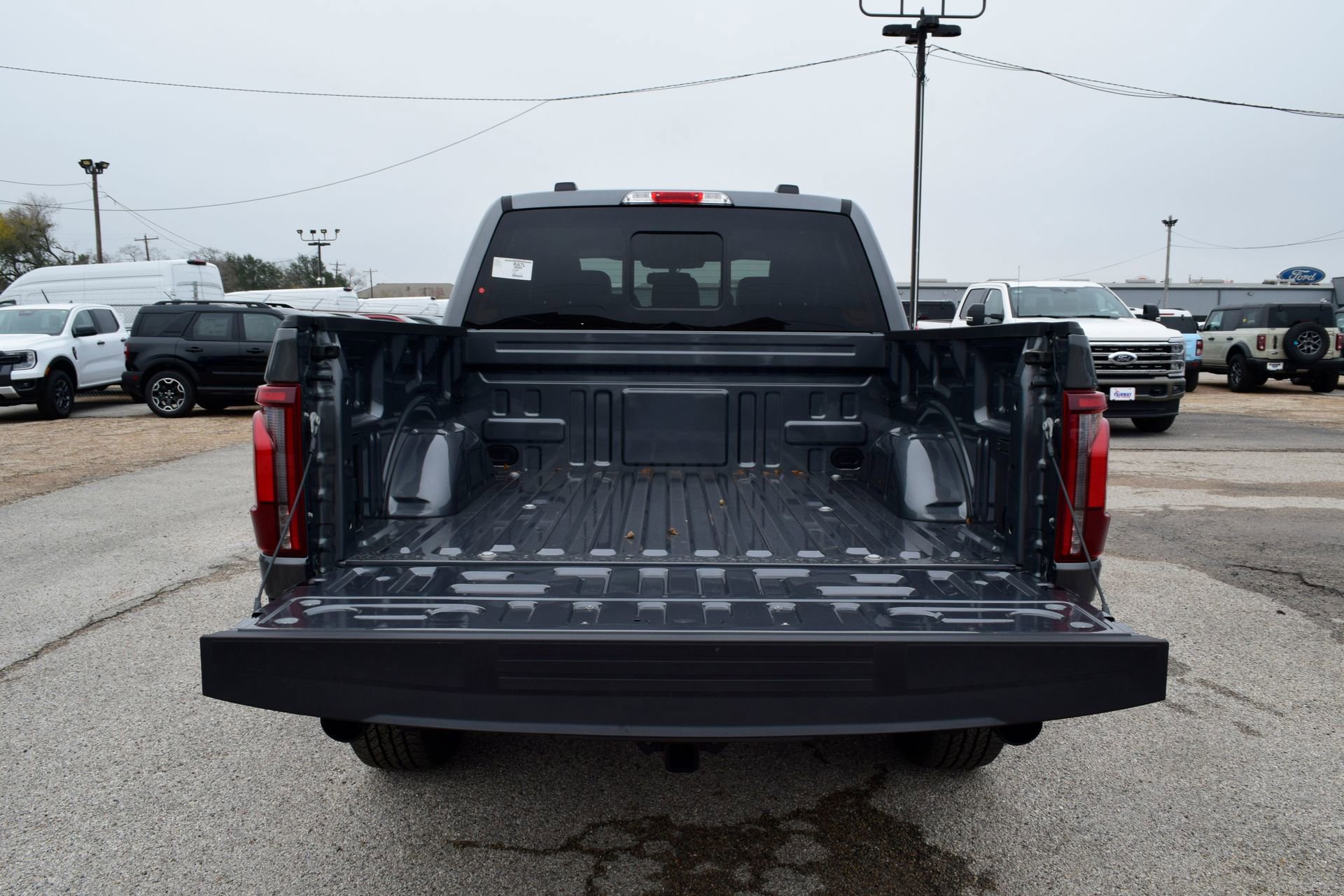 New 2025 Ford F150 Lariat w/ Equipment Group 501A Mid image 21
