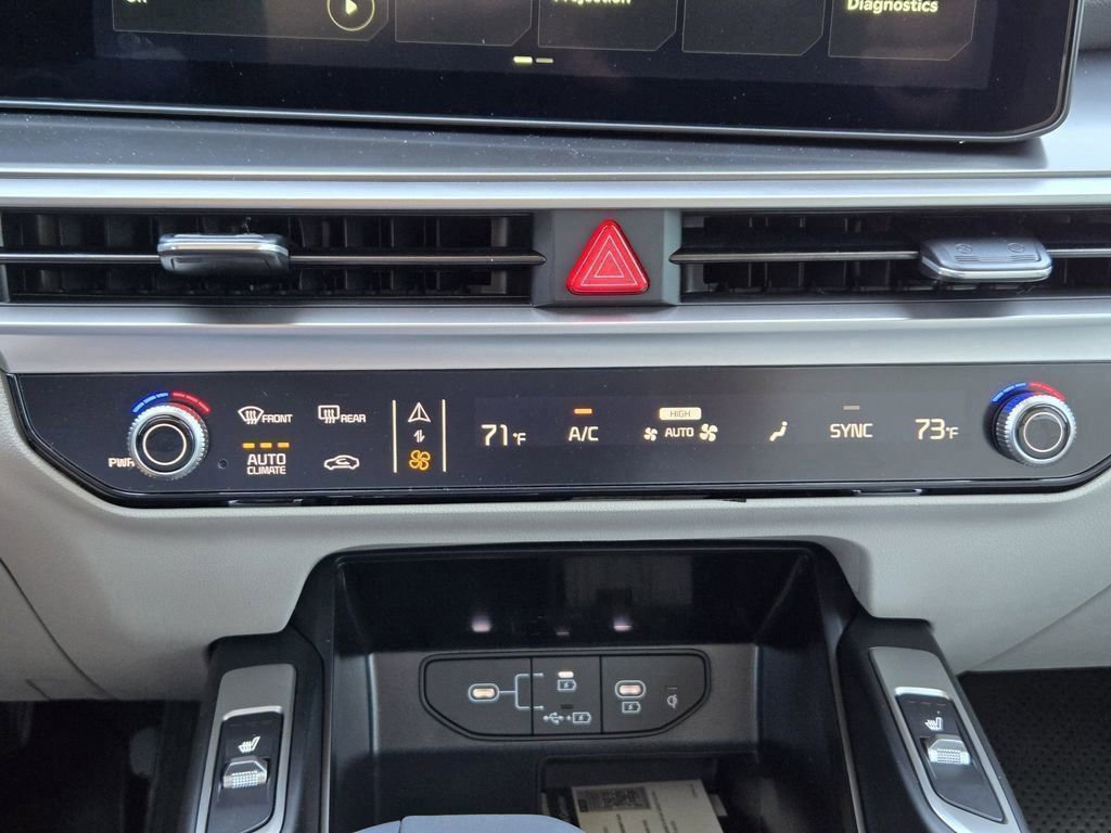 New 2026 Kia Sorento EX w/ EX Premium Package FWD image 14
