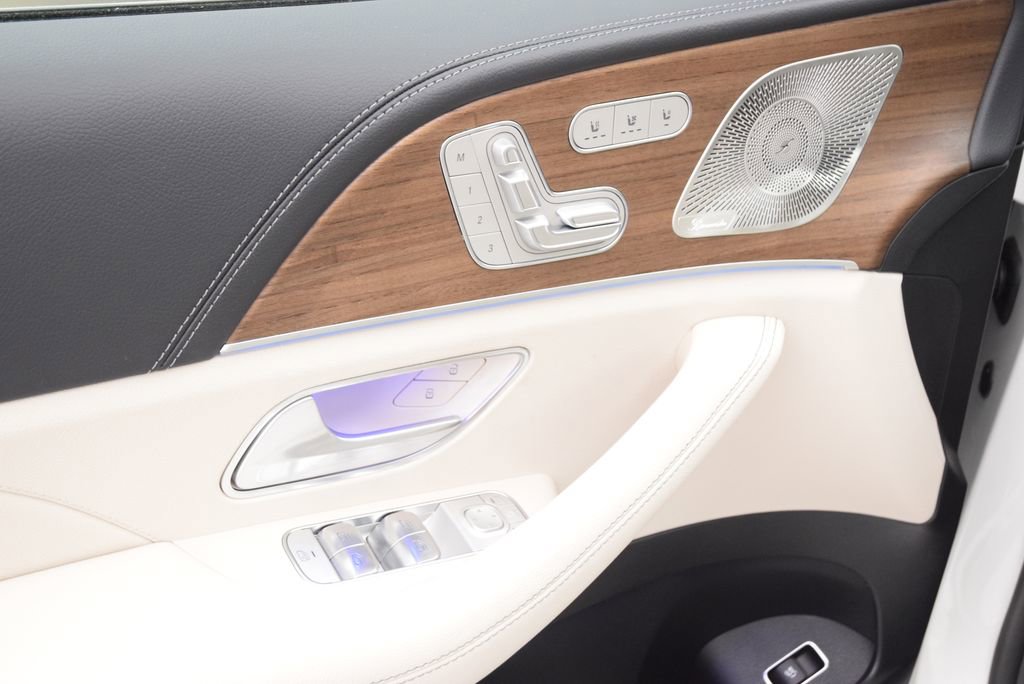 New 2025 Mercedes-Benz GLS 580 4MATIC image 22