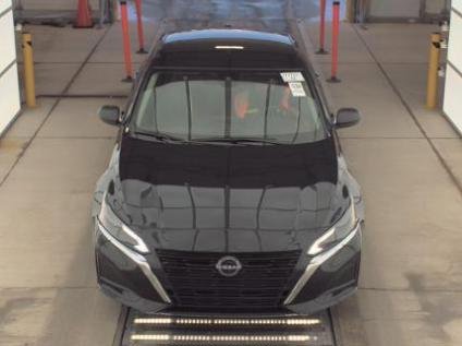 Used 2024 Nissan Altima 2.5 SV image 9