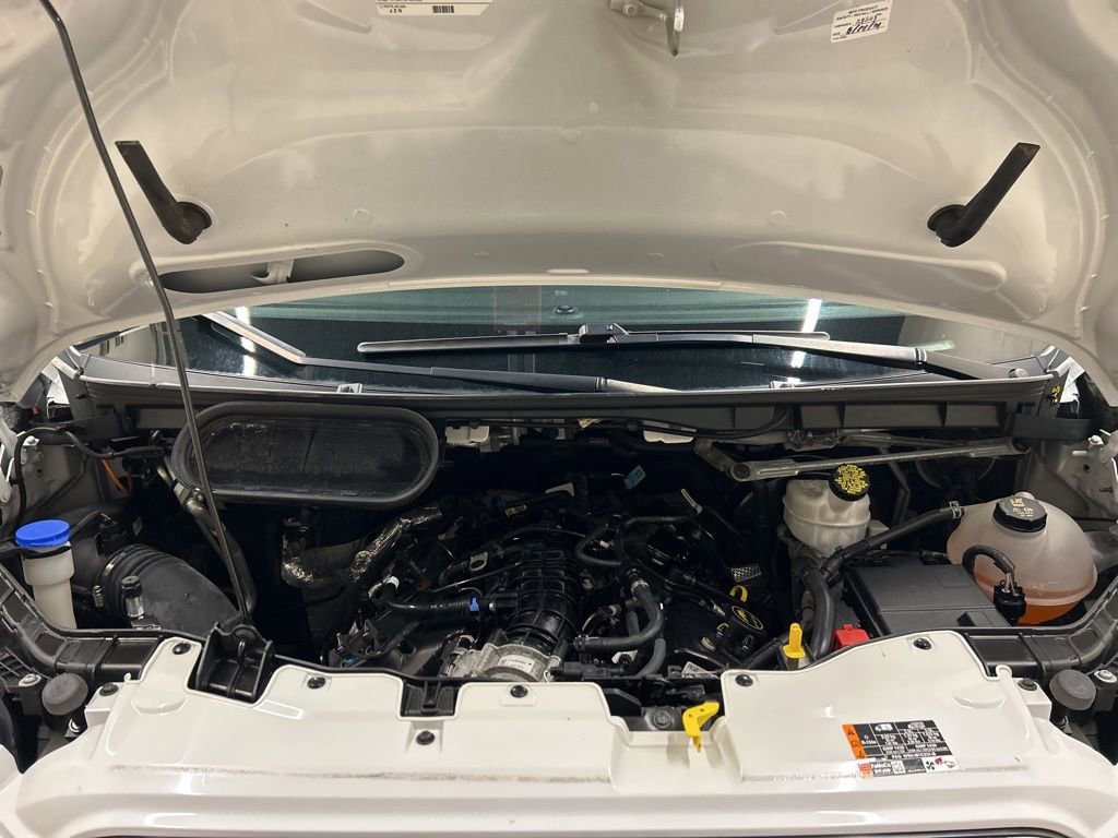 Used 2024 Ford Transit 350 XLT image 17