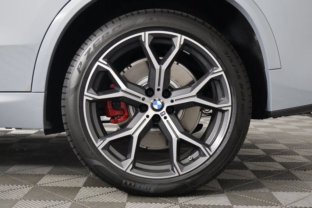 New 2026 BMW X5 xDrive50e w/ M Sport Package AWD/4WD image 10