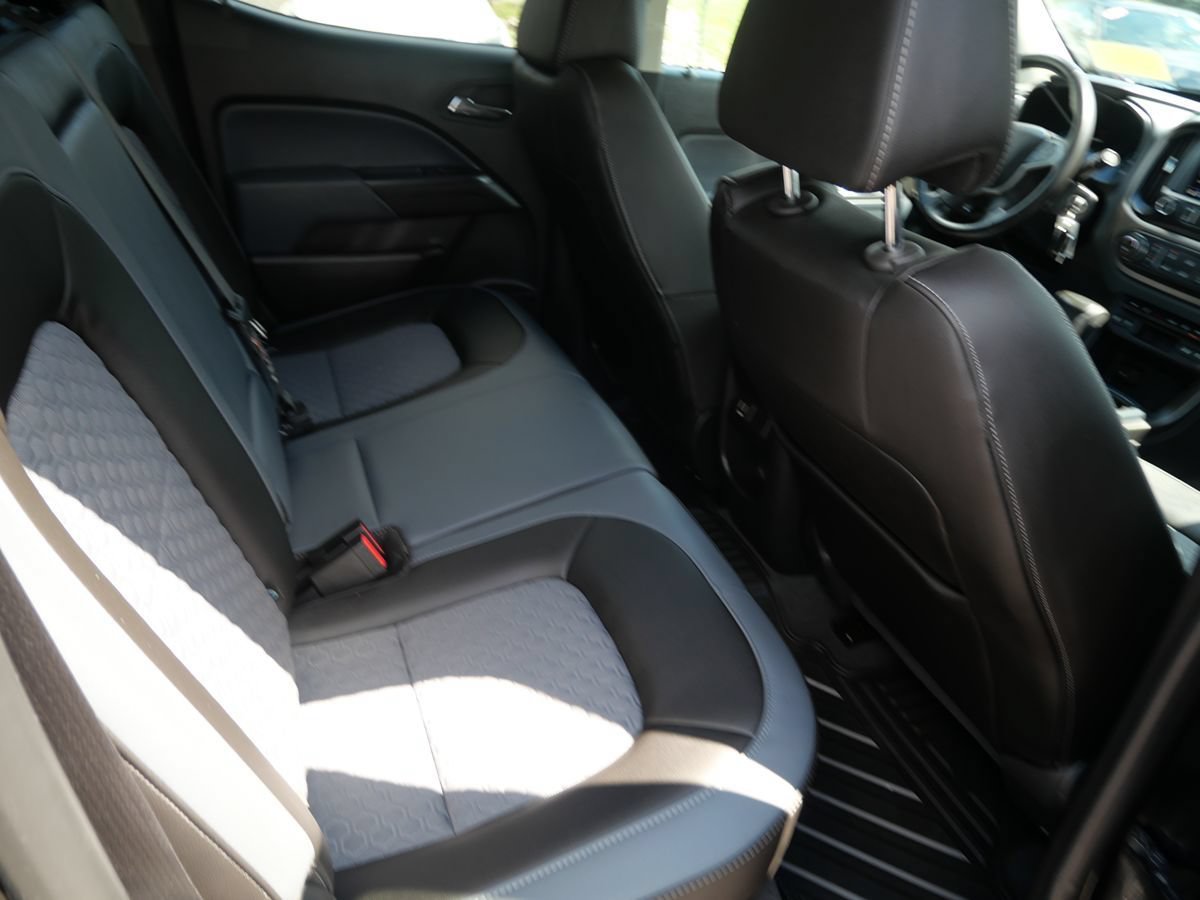 Used 2020 Chevrolet Colorado Z71 AWD/4WD image 24