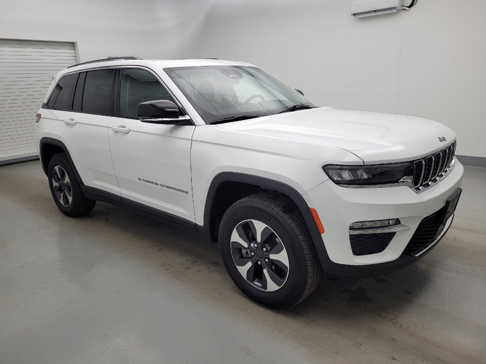 Used 2023 Jeep Grand Cherokee 4WD 4xe image 11