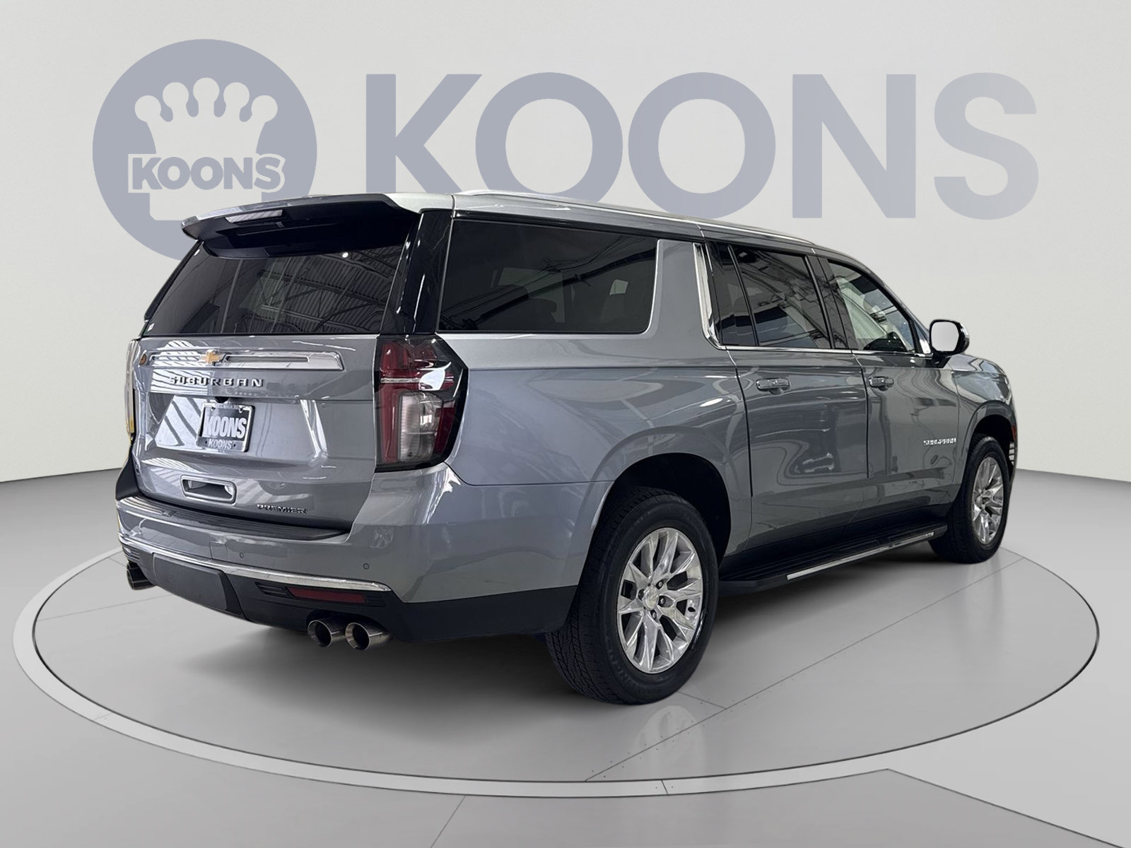 Used 2024 Chevrolet Suburban Premier AWD/4WD image 11