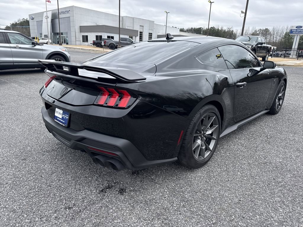 Used 2024 Ford Mustang Dark Horse image 7