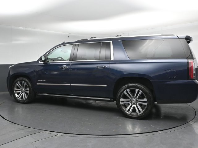 Used 2018 GMC Yukon XL Denali w/ Denali Ultimate Package AWD/4WD image 5