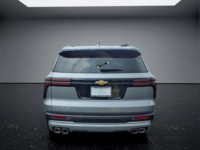 Used 2026 Chevrolet Traverse LT w/ Driver Confidence Package FWD image 6
