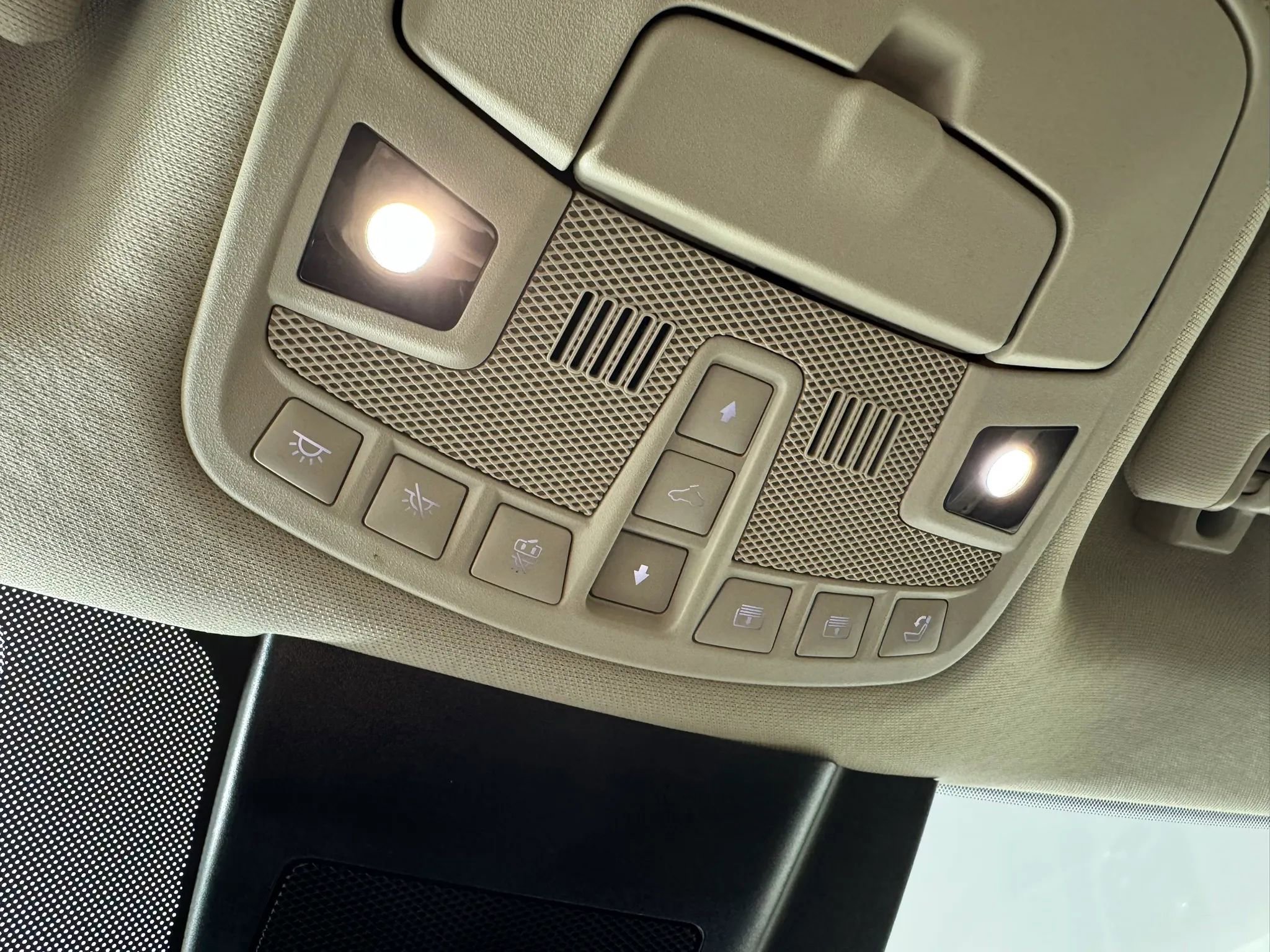 Used 2021 Lincoln Navigator Reserve w/ Luxury Package image 26