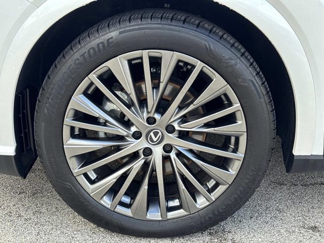Certified 2024 Lexus RX 350 AWD w/ Convenience Package image 9
