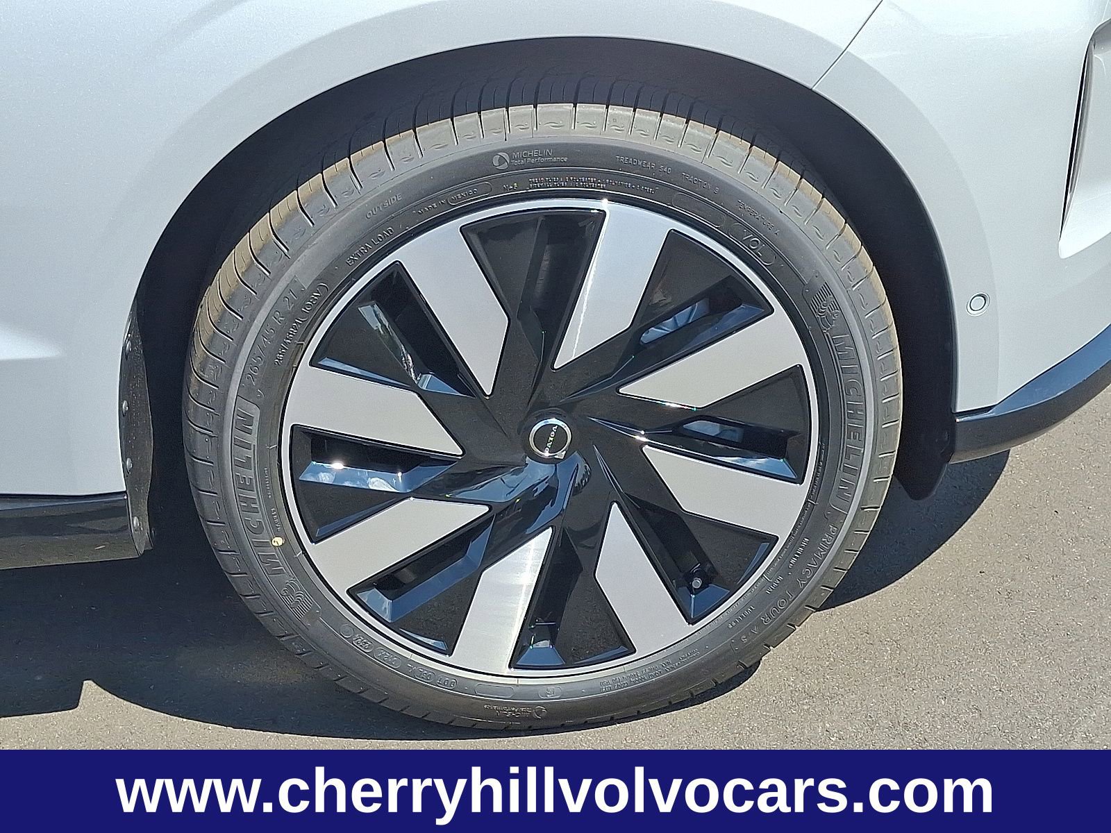 New 2025 Volvo EX90 Ultra image 9