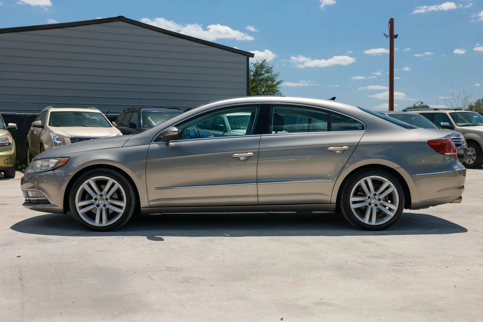 Used 2015 Volkswagen CC Executive FWD image 3