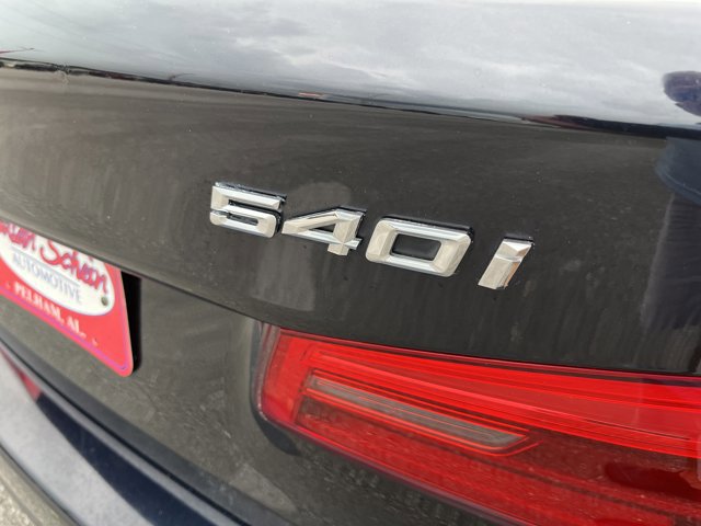 Used 2019 BMW 540i w/ M Sport Package image 33