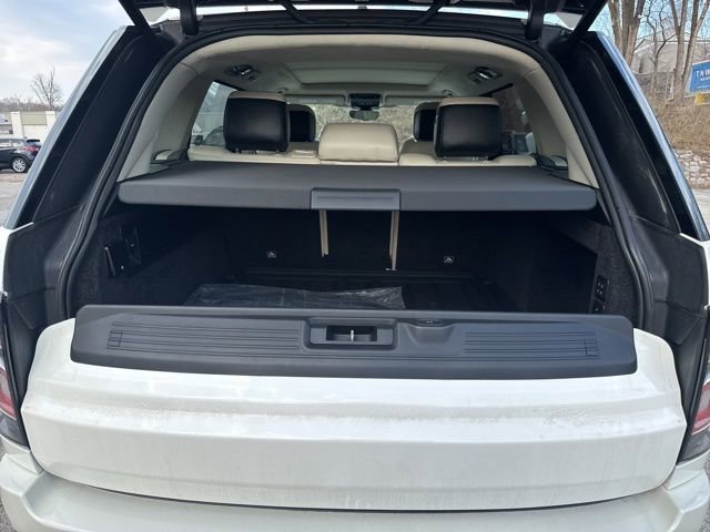 Used 2020 Land Rover Range Rover Long Wheelbase HSE image 10