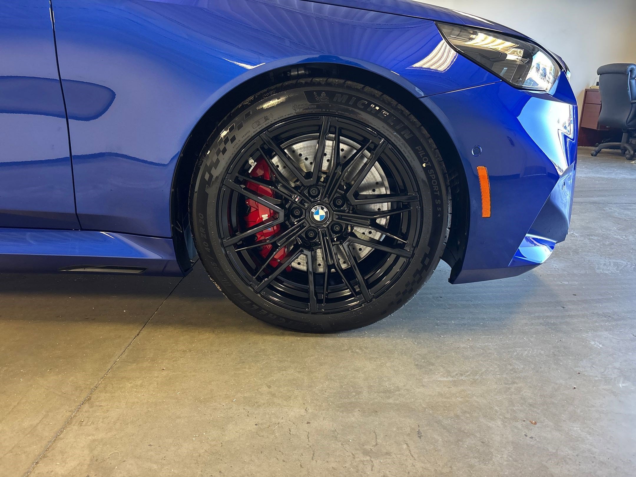 New 2026 BMW M5 w/ Executive Package image 24