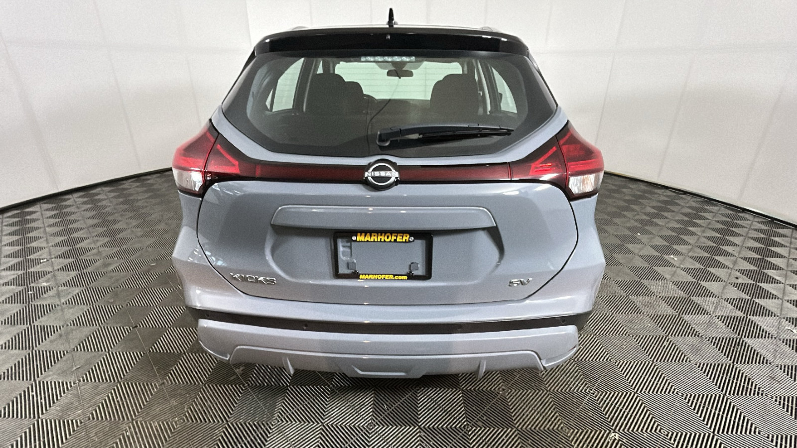 Used 2023 Nissan Kicks SV FWD image 4