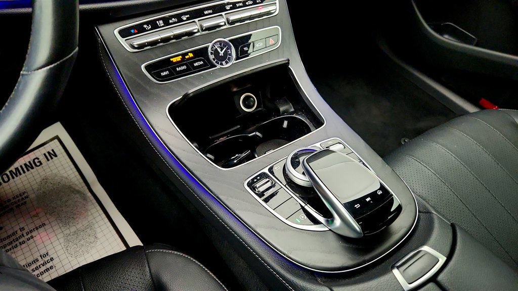 Used 2020 Mercedes-Benz E 350 Sedan image 17