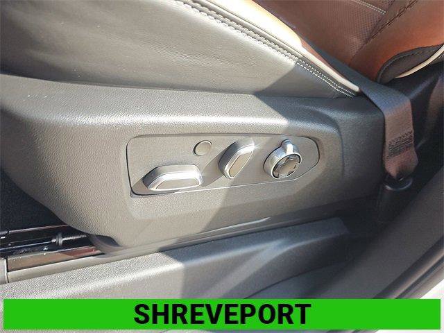 New 2025 GMC Sierra 2500 Denali Ultimate image 13