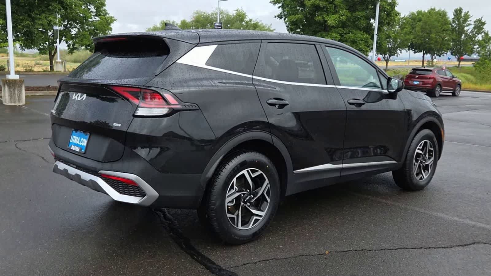 Used 2023 Kia Sportage LX AWD/4WD image 8