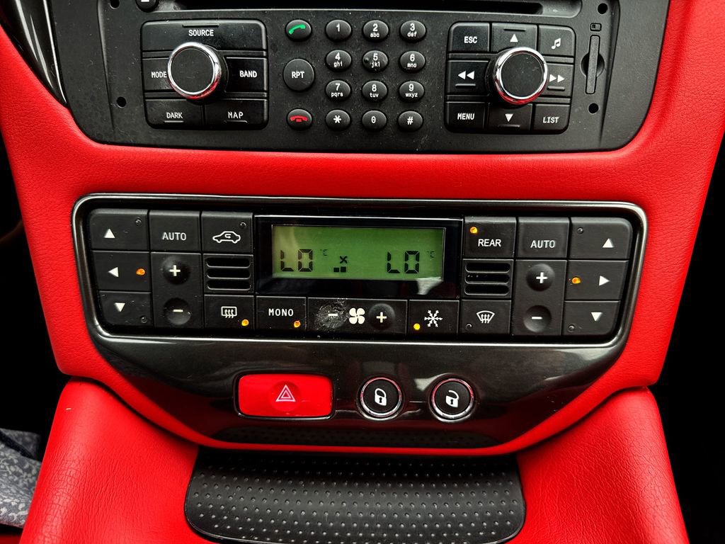 Used 2017 Maserati GranTurismo Sport image 18