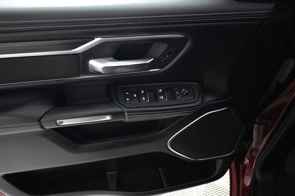 Used 2025 RAM 1500 Laramie AWD/4WD image 14