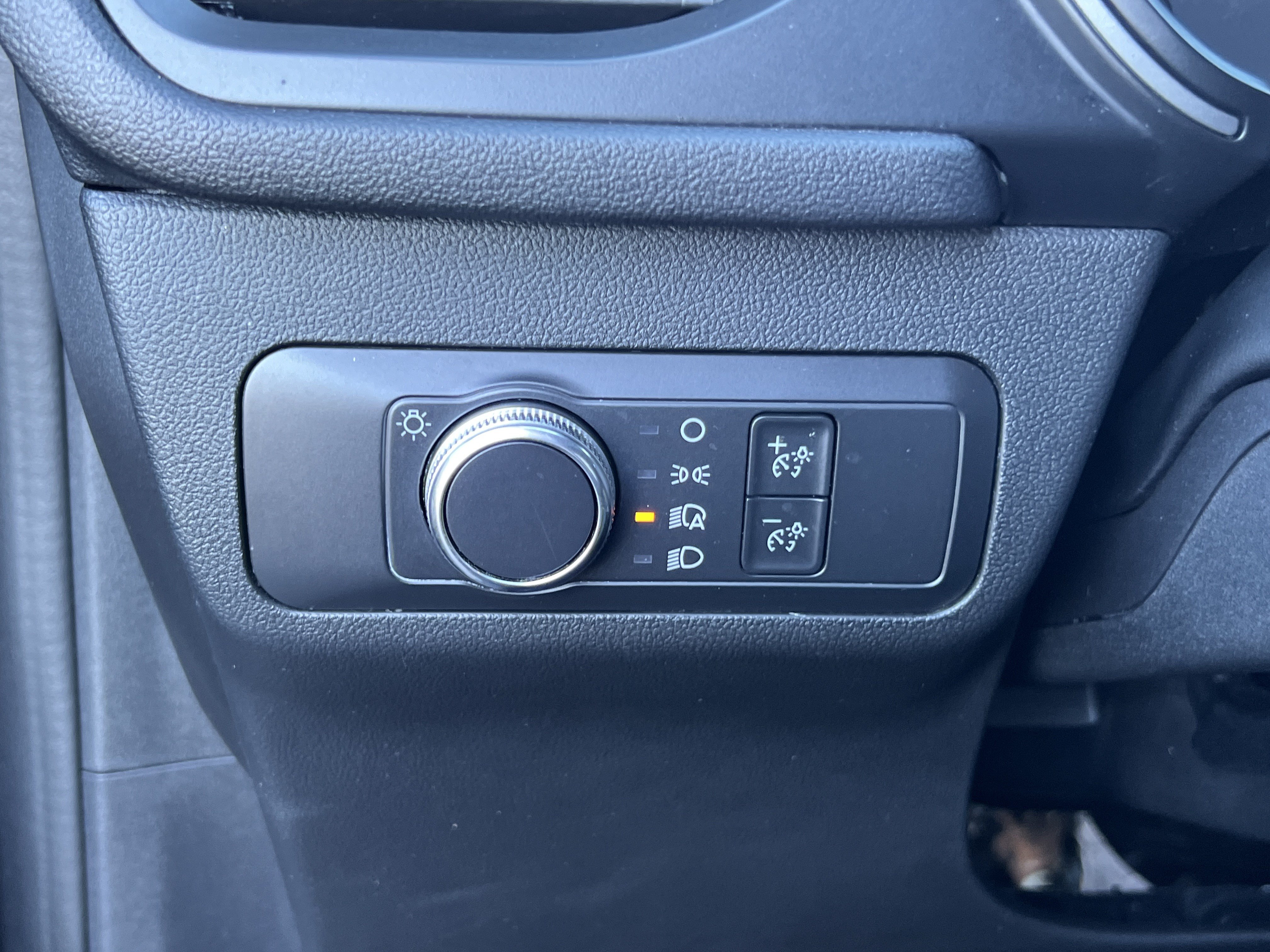 Used 2022 Ford Escape S FWD image 30