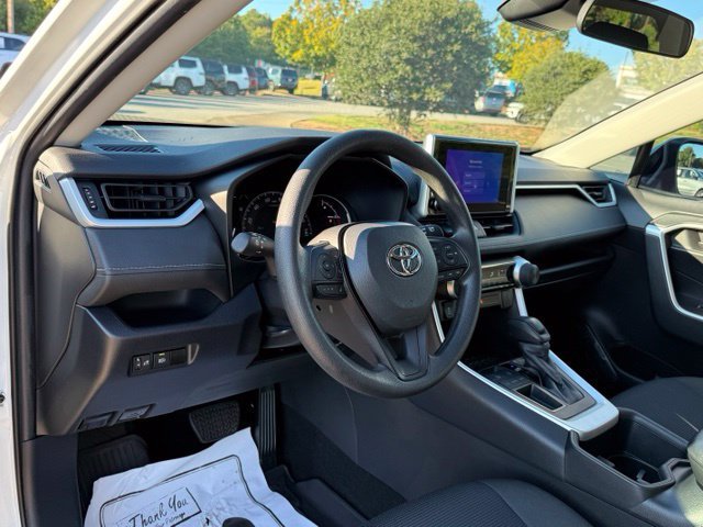 Used 2023 Toyota RAV4 LE FWD image 16