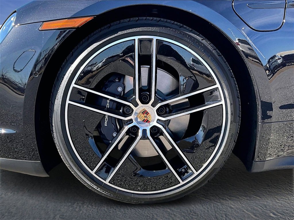 New 2026 Porsche Taycan image 11
