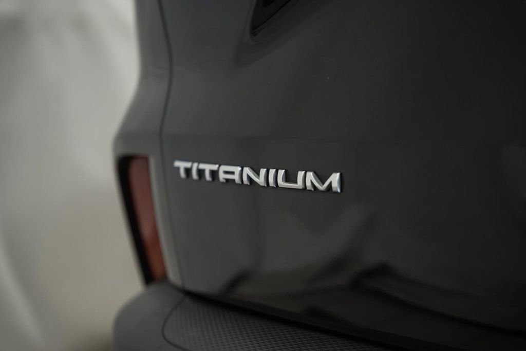 Used 2020 Ford Escape Titanium AWD/4WD image 7