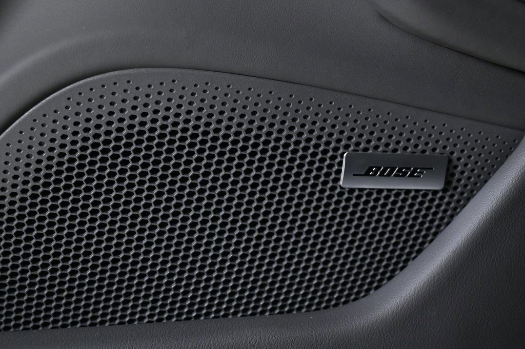 Used 2024 Porsche Taycan 4S image 21