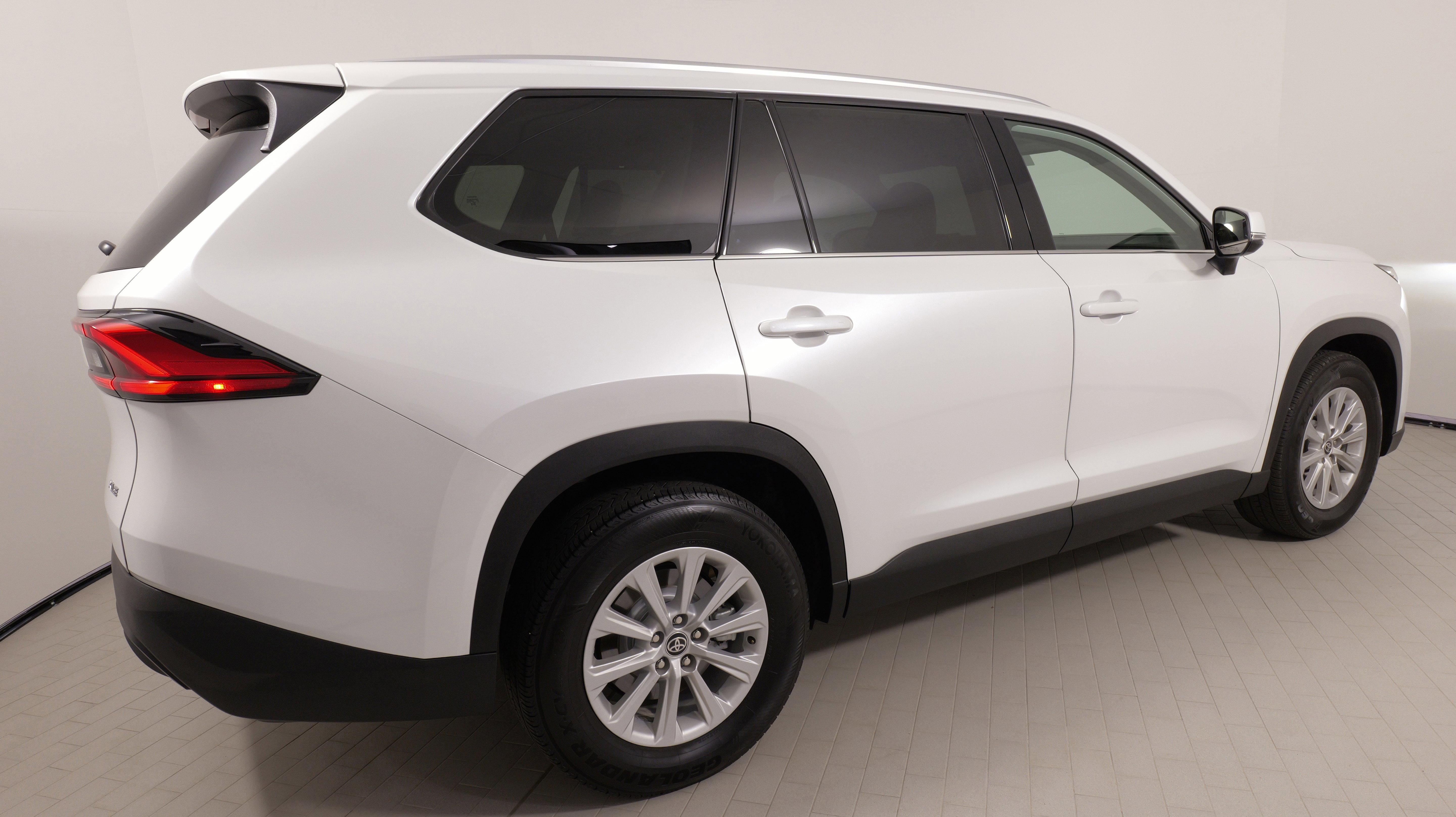 Used 2024 Toyota Grand Highlander XLE image 9