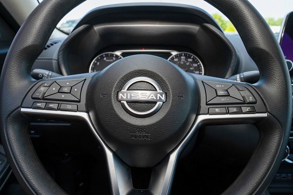 Used 2024 Nissan Sentra SV FWD image 16