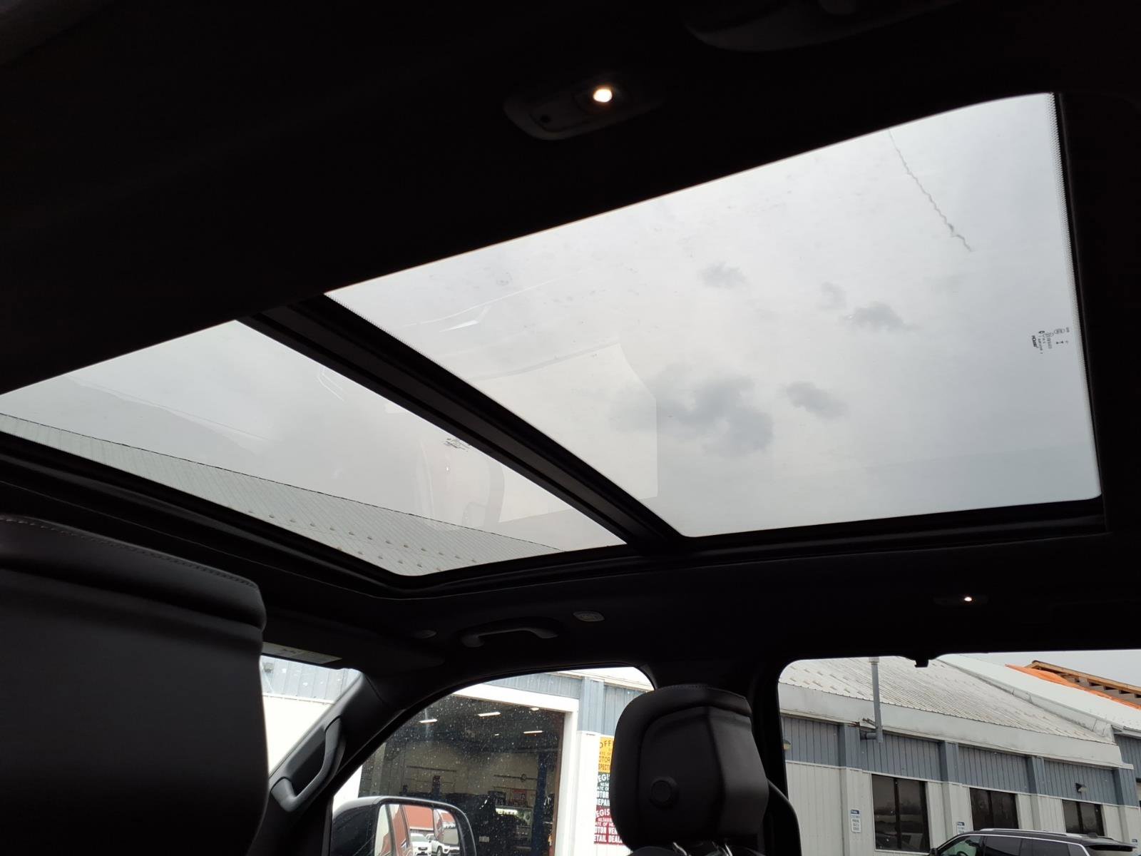 New 2026 Jeep Grand Wagoneer Limited image 12