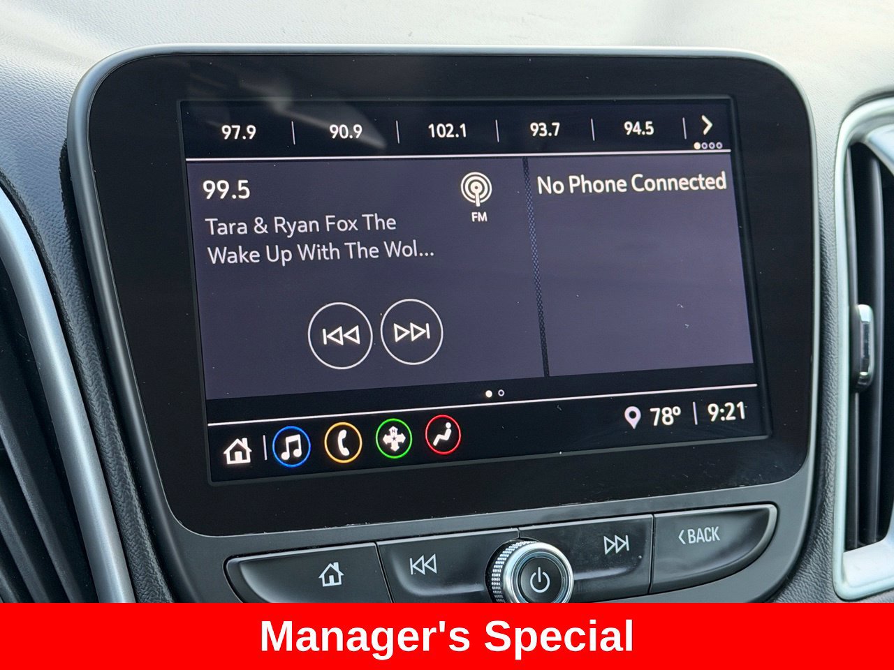 Used 2025 Chevrolet Malibu LT FWD image 21