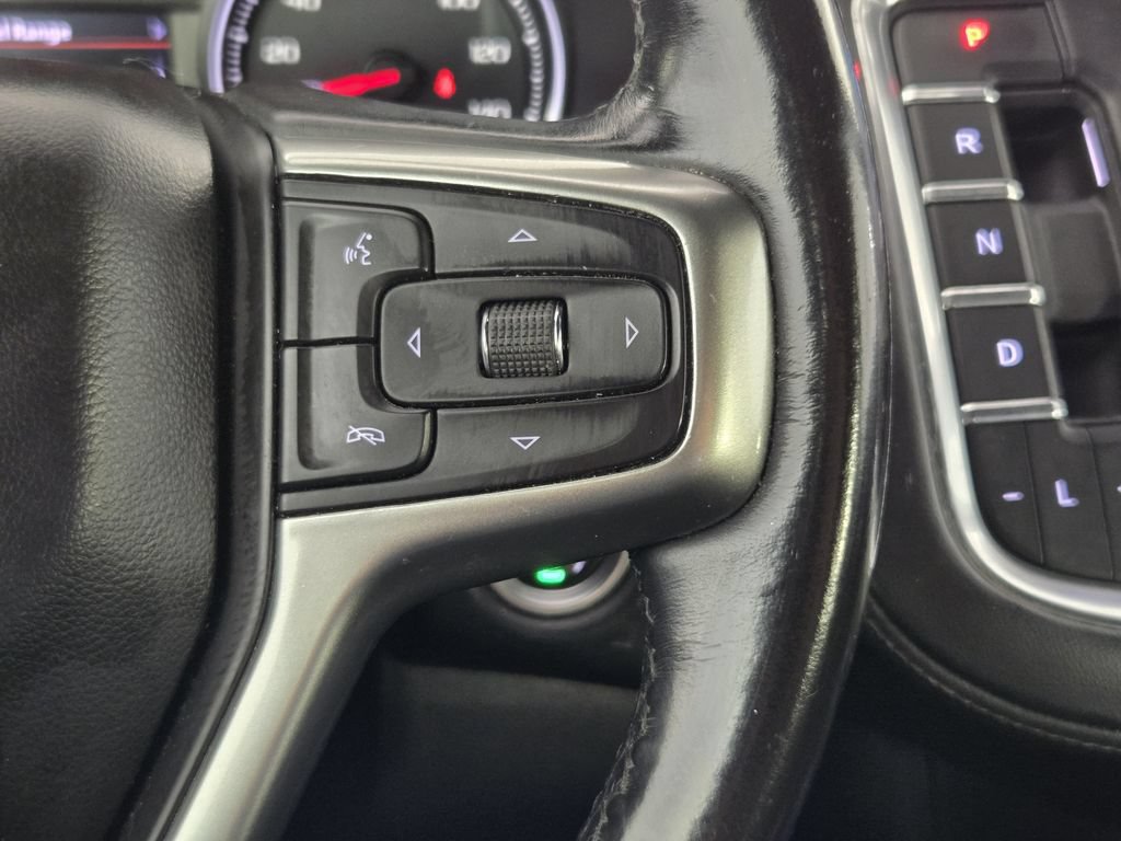 Used 2021 Chevrolet Suburban Z71 AWD/4WD image 32
