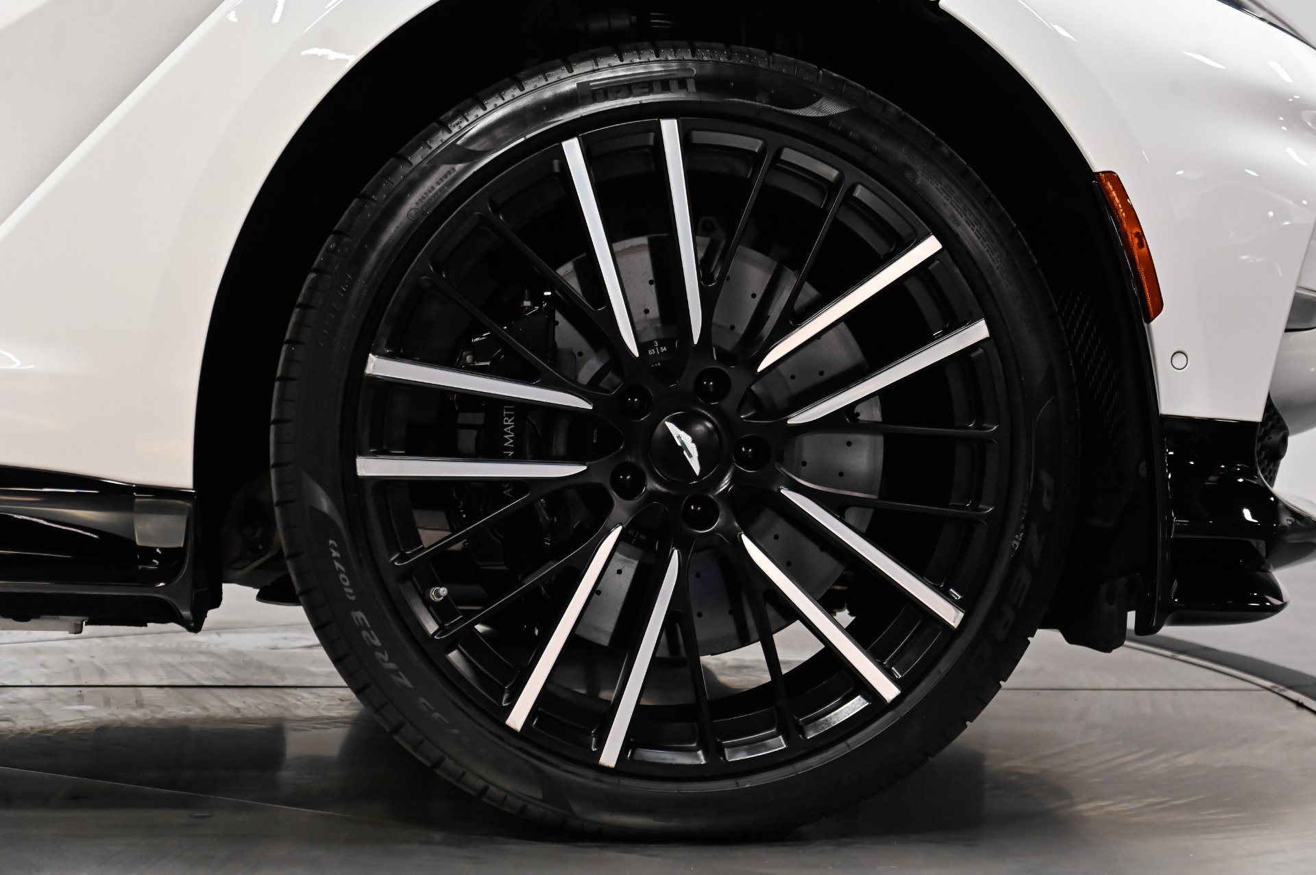 Used 2023 Aston Martin DBX 707 AWD/4WD image 13