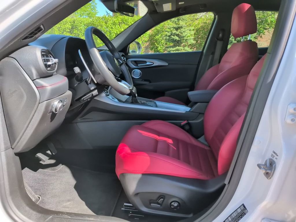 Used 2025 Dodge Hornet R/T w/ R/T Plus Package AWD/4WD image 20