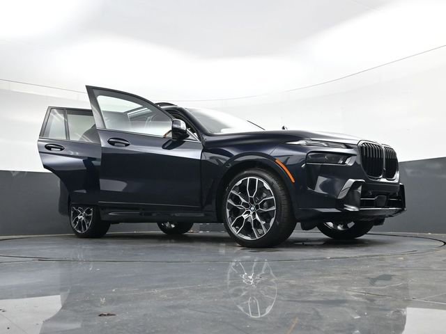 New 2026 BMW X7 xDrive40i w/ Executive Package image 36