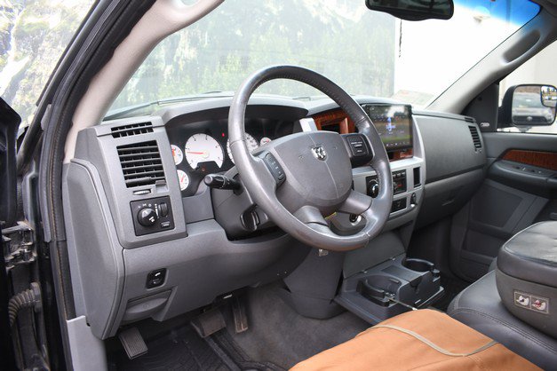 Used 2006 Dodge Ram 2500 Truck Laramie AWD/4WD image 14