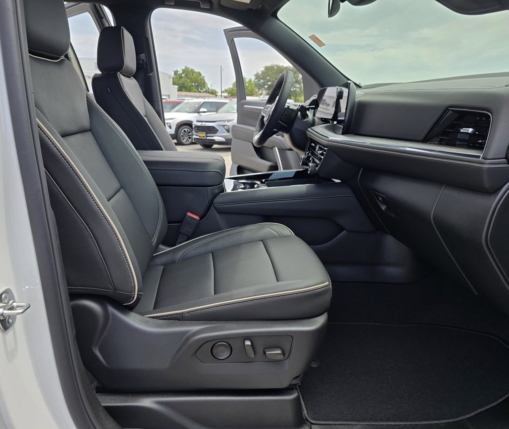 New 2025 Chevrolet Tahoe Premier w/ Sun And Tow Package image 18