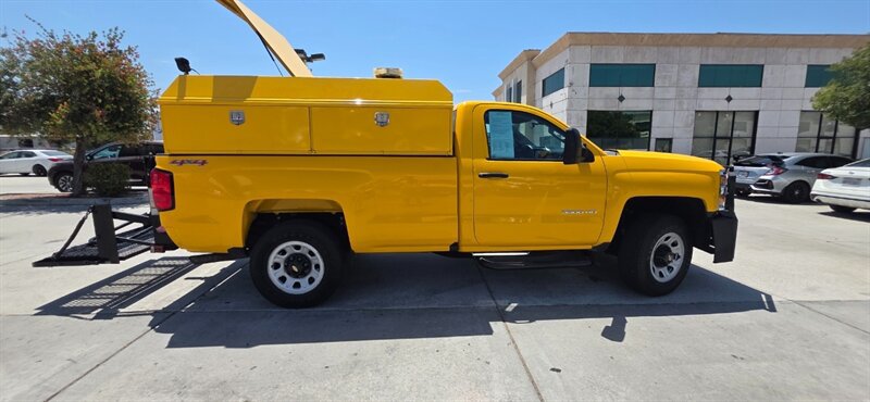 Used 2016 Chevrolet Silverado 3500 W/T w/ Snow Plow Prep Package AWD/4WD image 27