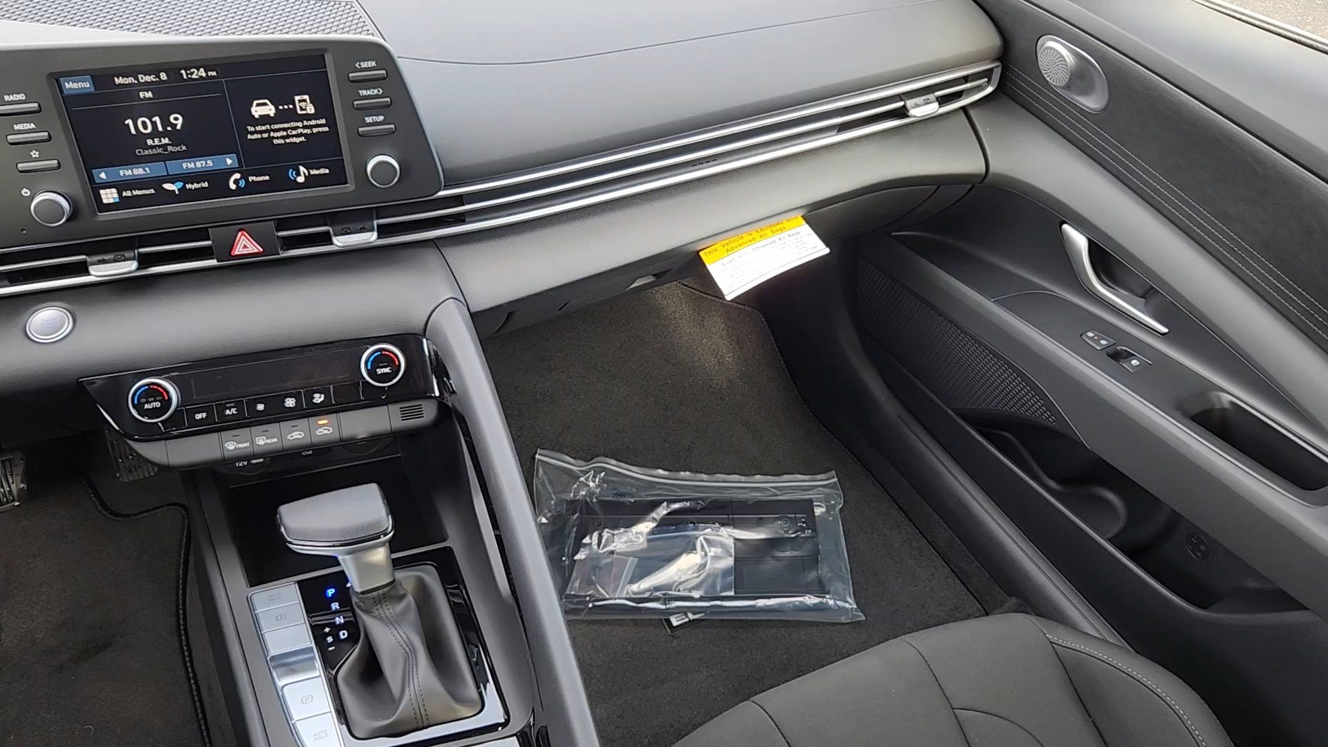 New 2026 Hyundai Elantra Blue image 6