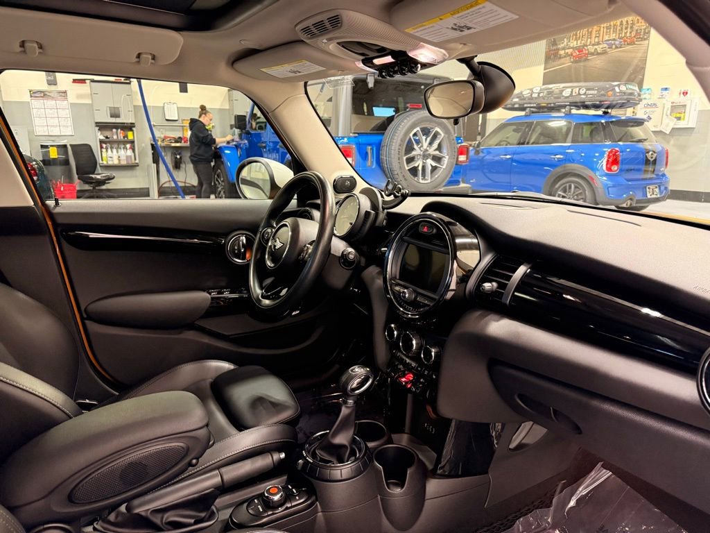 Used 2017 MINI Cooper S image 29