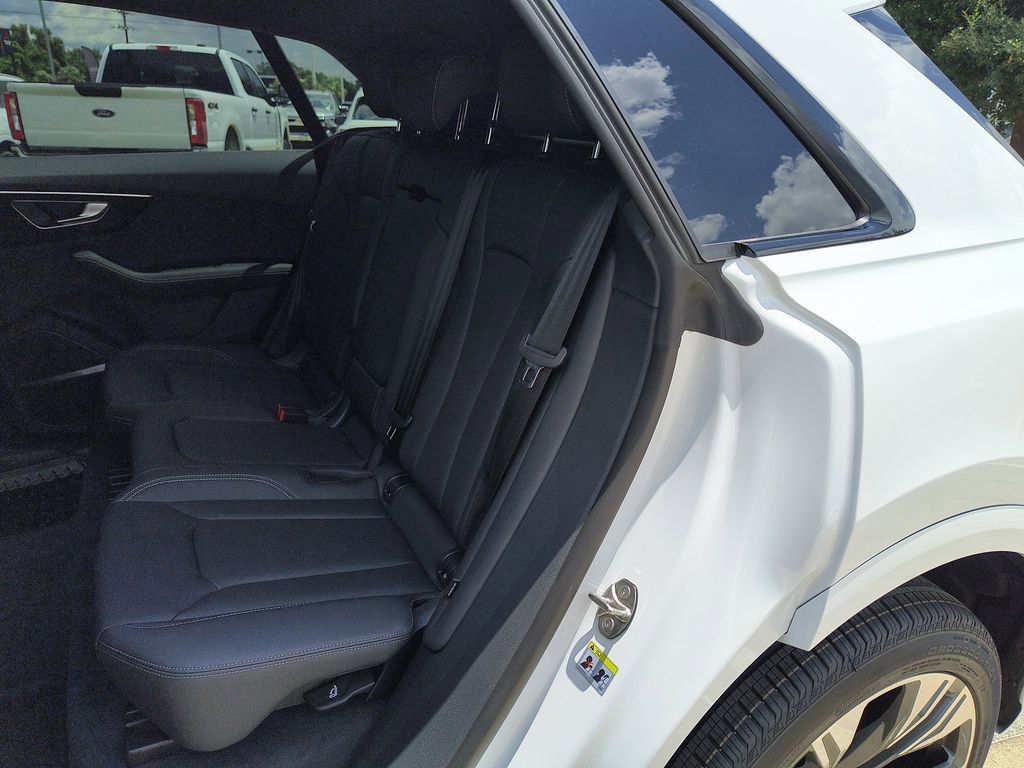 New 2025 Audi Q8 Premium Plus image 15