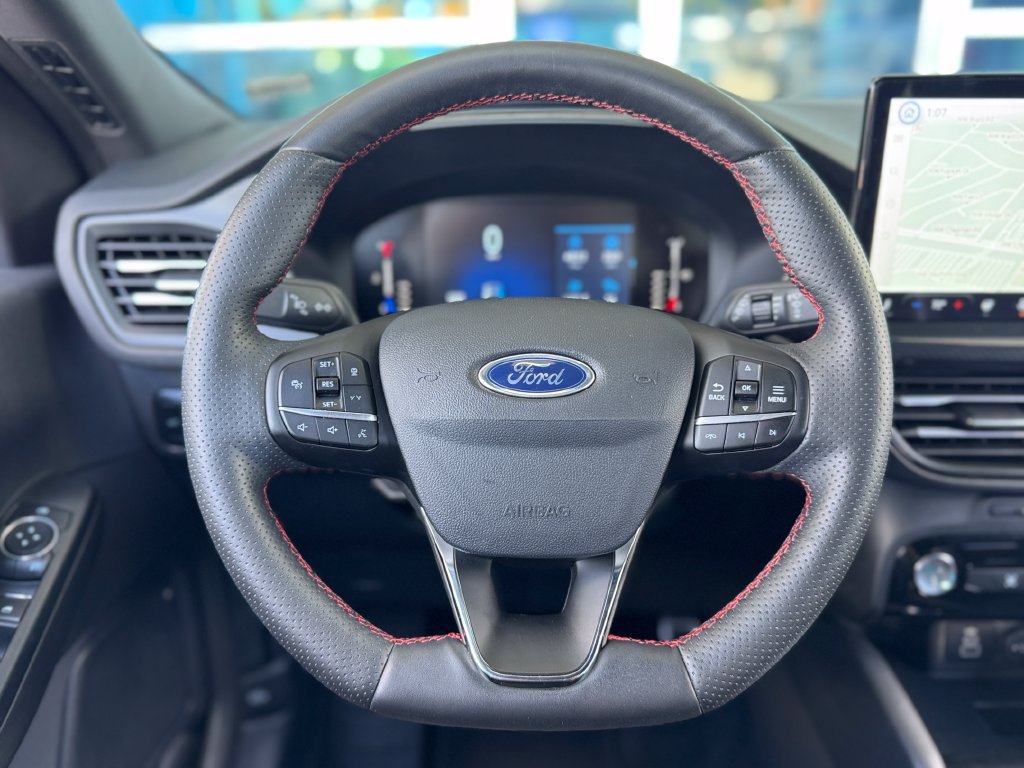 Used 2024 Ford Escape ST-Line w/ Tech Pack #1 AWD/4WD image 15