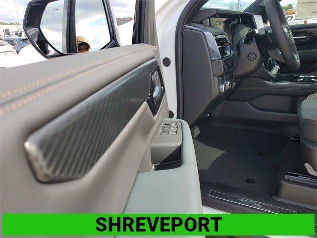 New 2026 GMC Yukon XL AT4 w/ AT4 Premium Package image 11